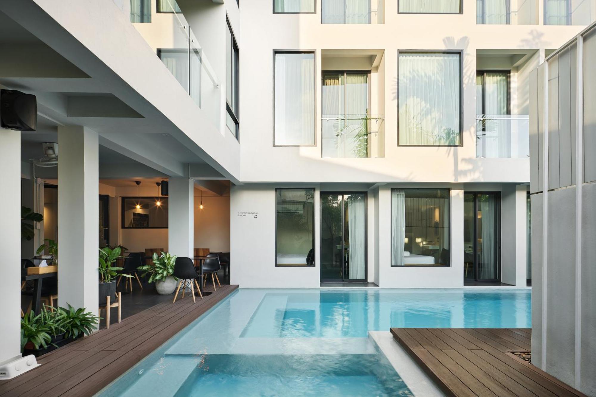 Por Arak Hotel Chiang Mai Exterior photo
